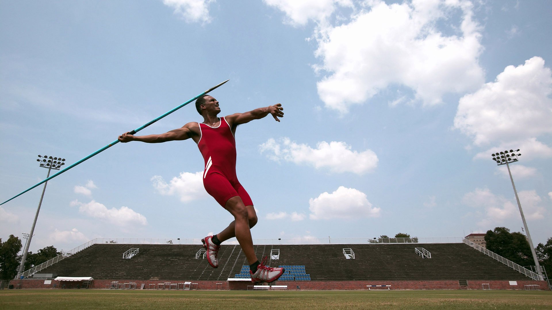 橙色风暴席卷罗讷河，阿尔瓦雷斯一箭穿心，荷兰终破里昂坚城