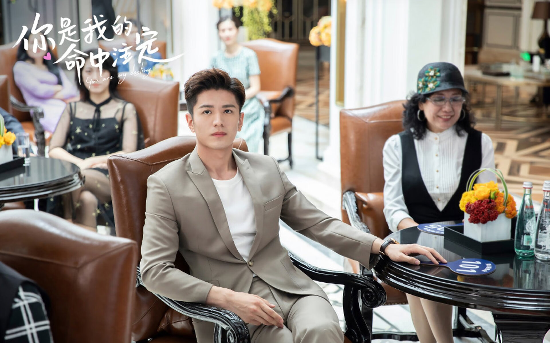 他划出的一道伤口,最终将割开晨曦