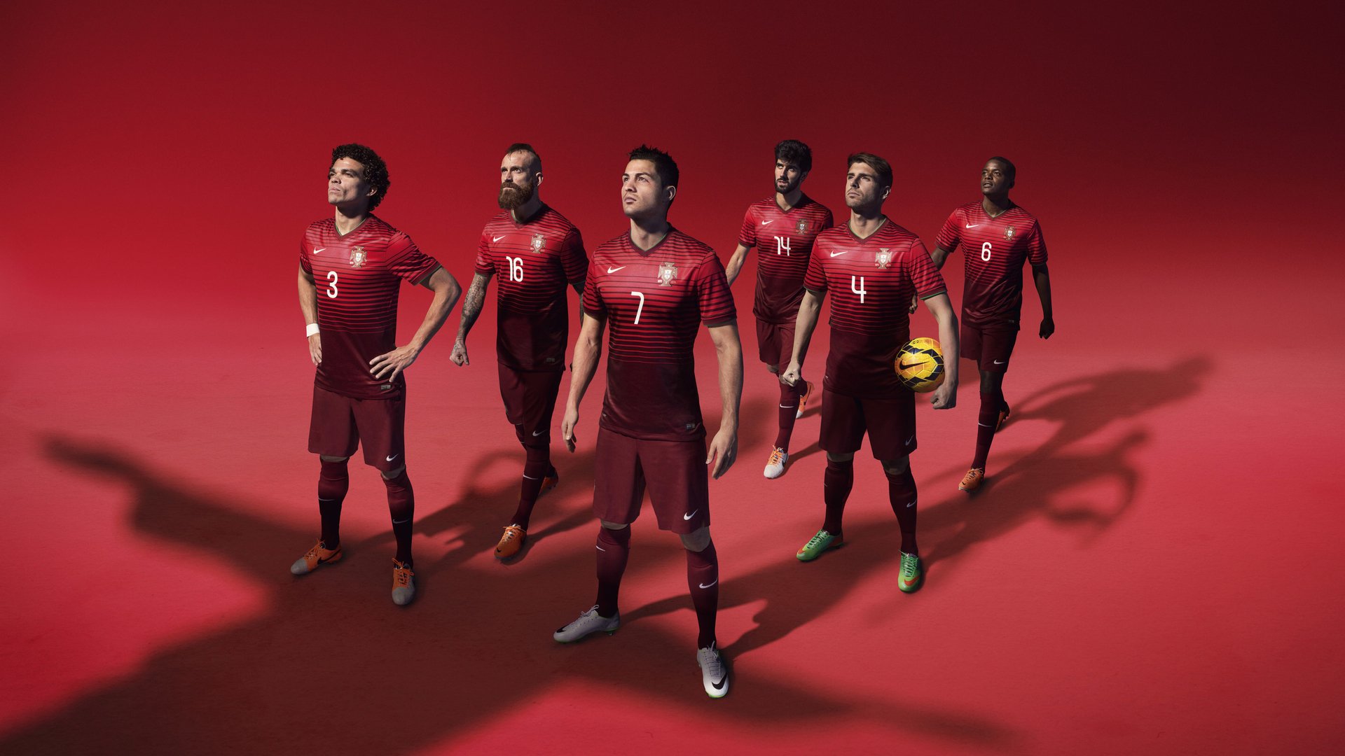 赛场与商场,卡塞米罗的教科书与巴黎的希腊收割机