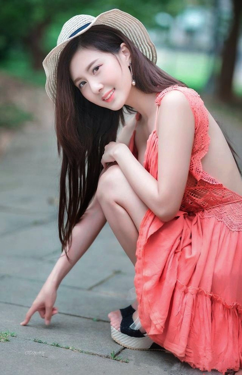 球星闪亮与体系碾压，塔图姆的关键时刻与雄鹿的团队压制