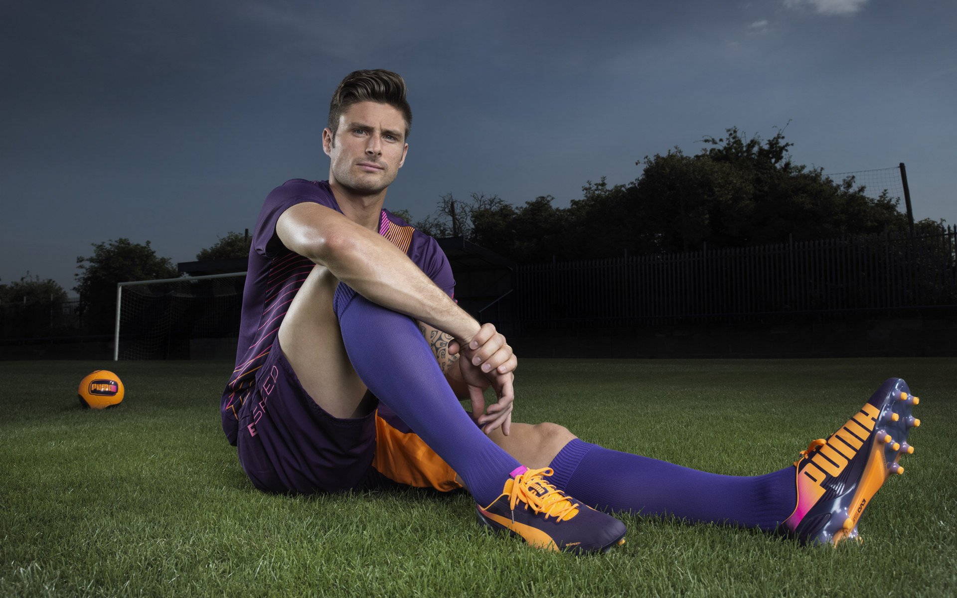 奥亚尔萨瓦尔双响引爆南非军团，拉齐奥在魔力鸟式狂攻中崩塌