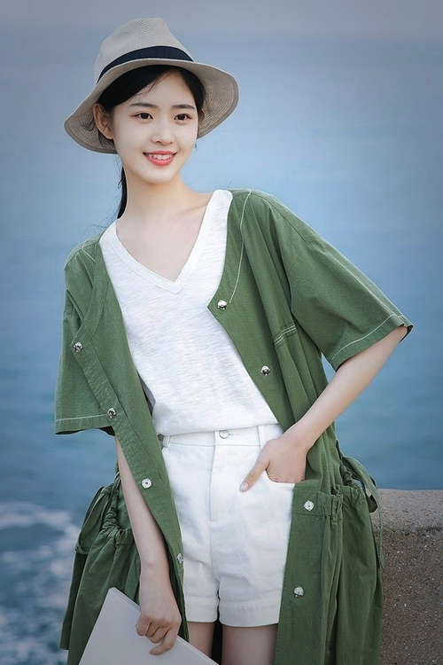 节奏之王的独角戏，2026世界杯A组，罗马尼亚如何用钢铁洪流碾压摩洛哥，萨卡书写唯一传奇